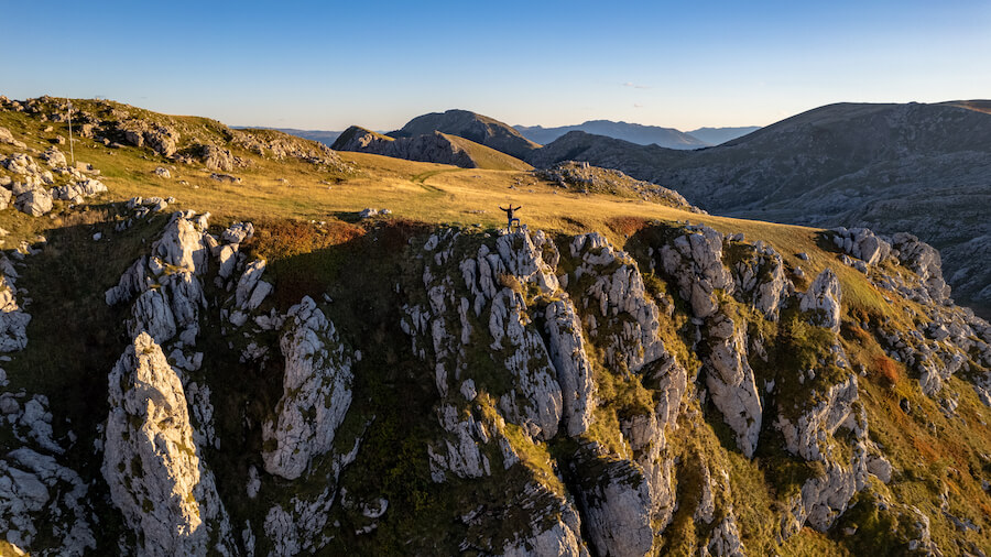Hiken naar bergtop Crveni Kuk – Visočica gebergte